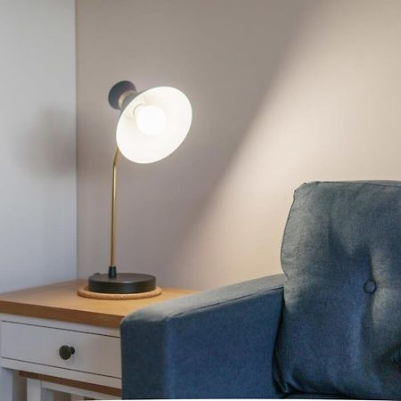 Modern 1 Bedroom Apartment In Манчестър Екстериор снимка